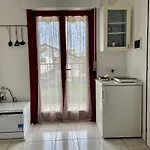 Tiny In شقة *