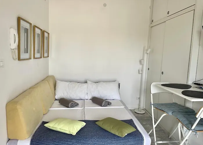 Appartement Tiny In *